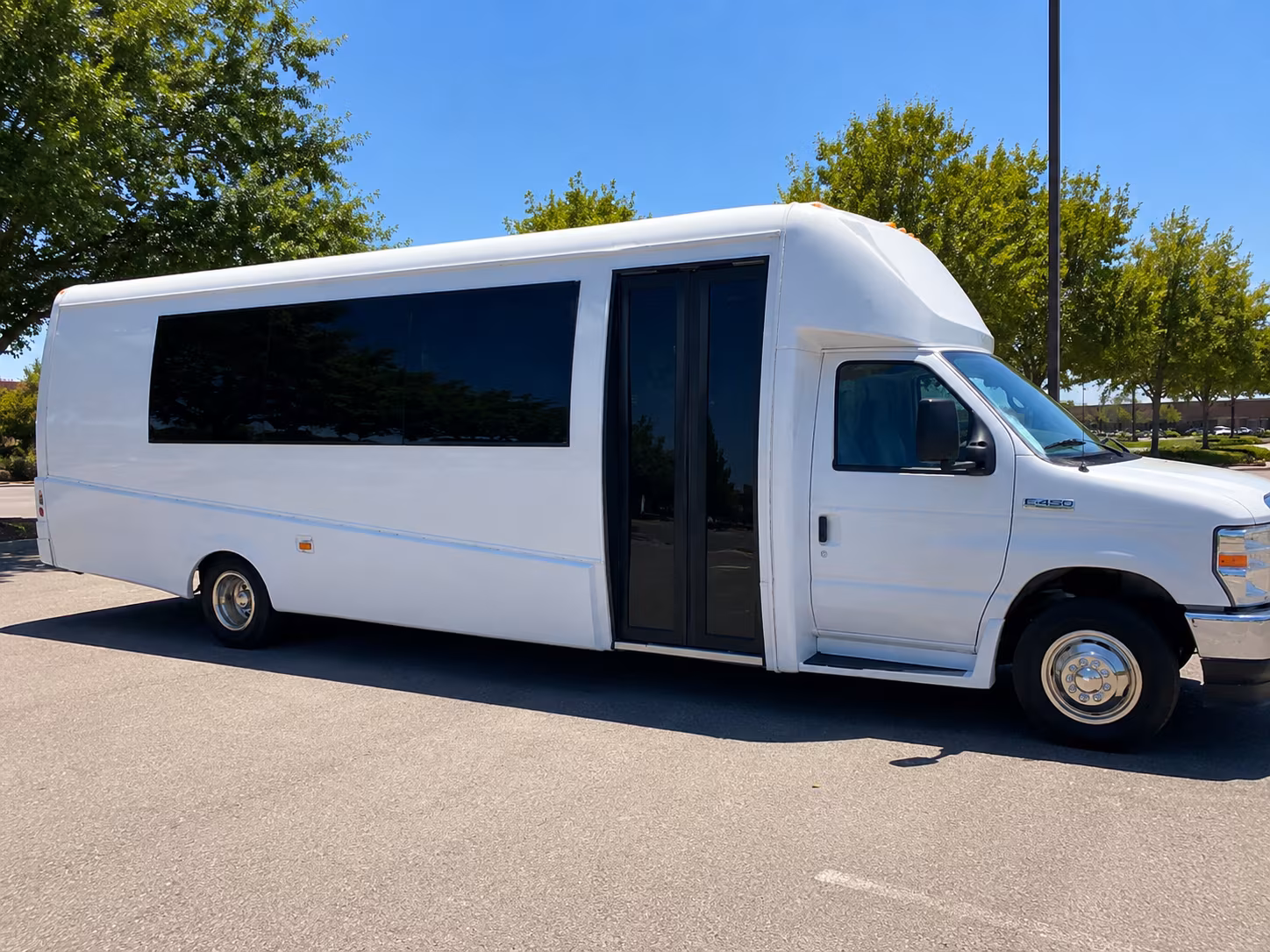 arrington vineyards party bus rental