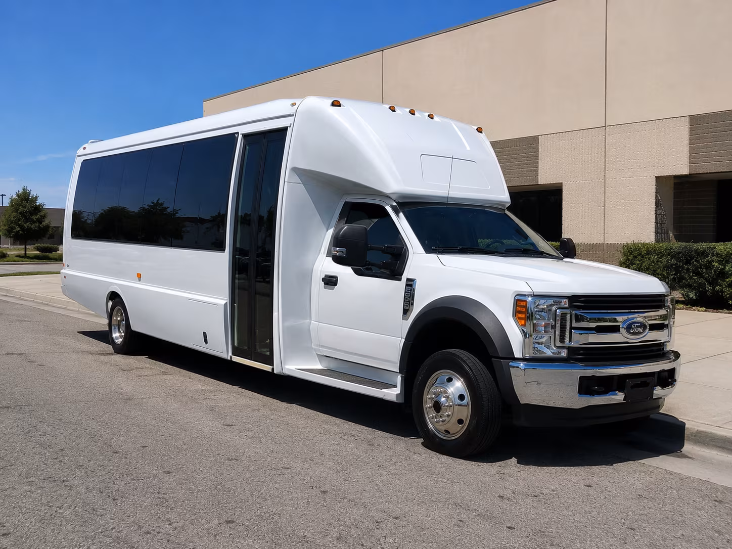 how seasonality and peak times affect charter bus rates in murfreesboro tennessee