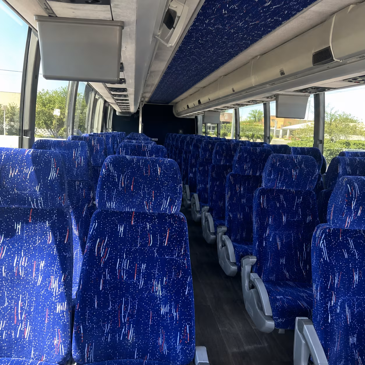 huntsville school group trip bus rentals in huntsville