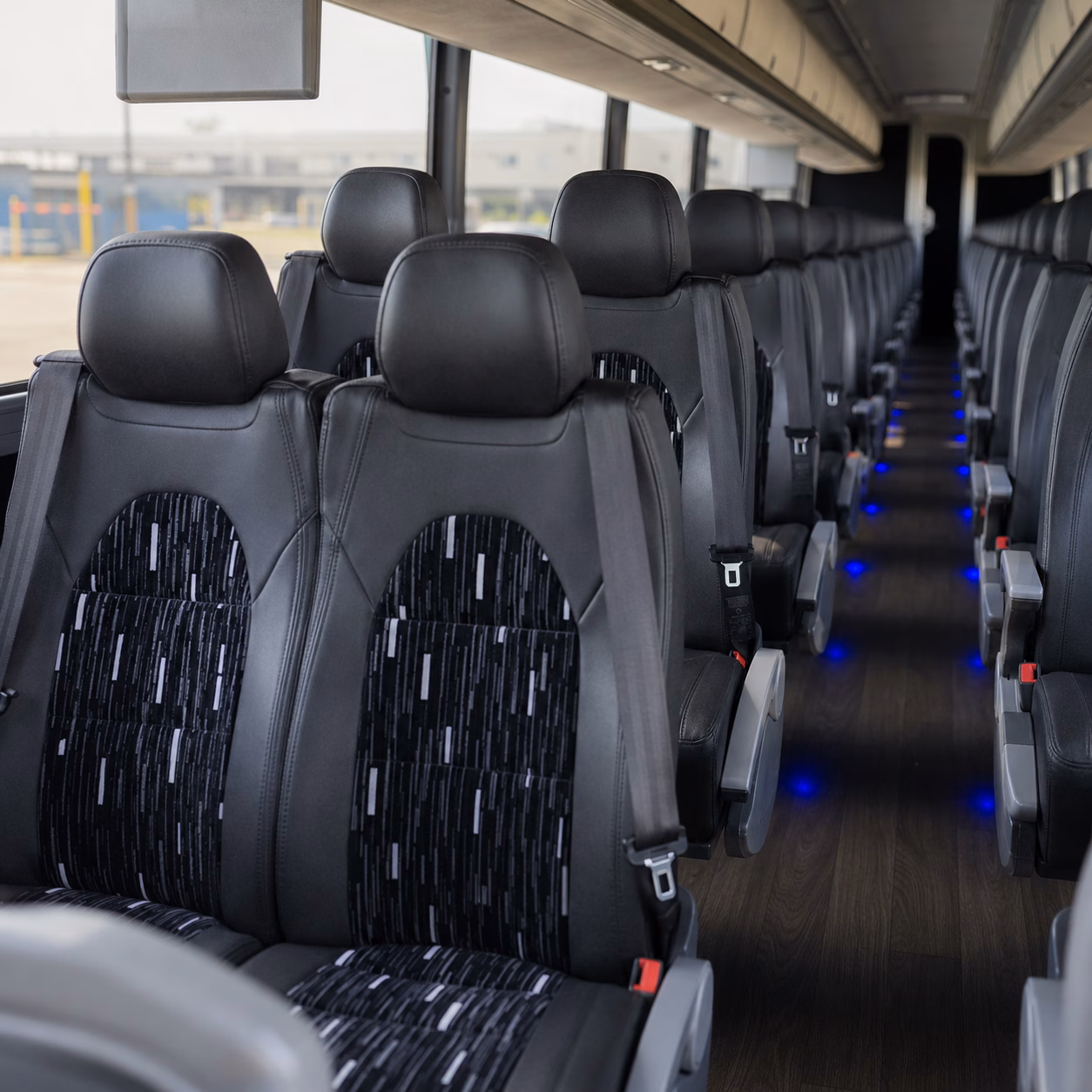 let murfreesborocharterbuscompany com handle nashville runs to state agencies the capitol and bna