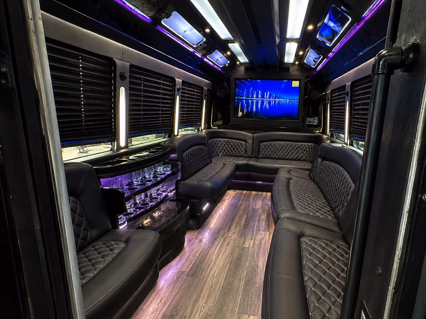 murfreesboro new years eve party bus rental
