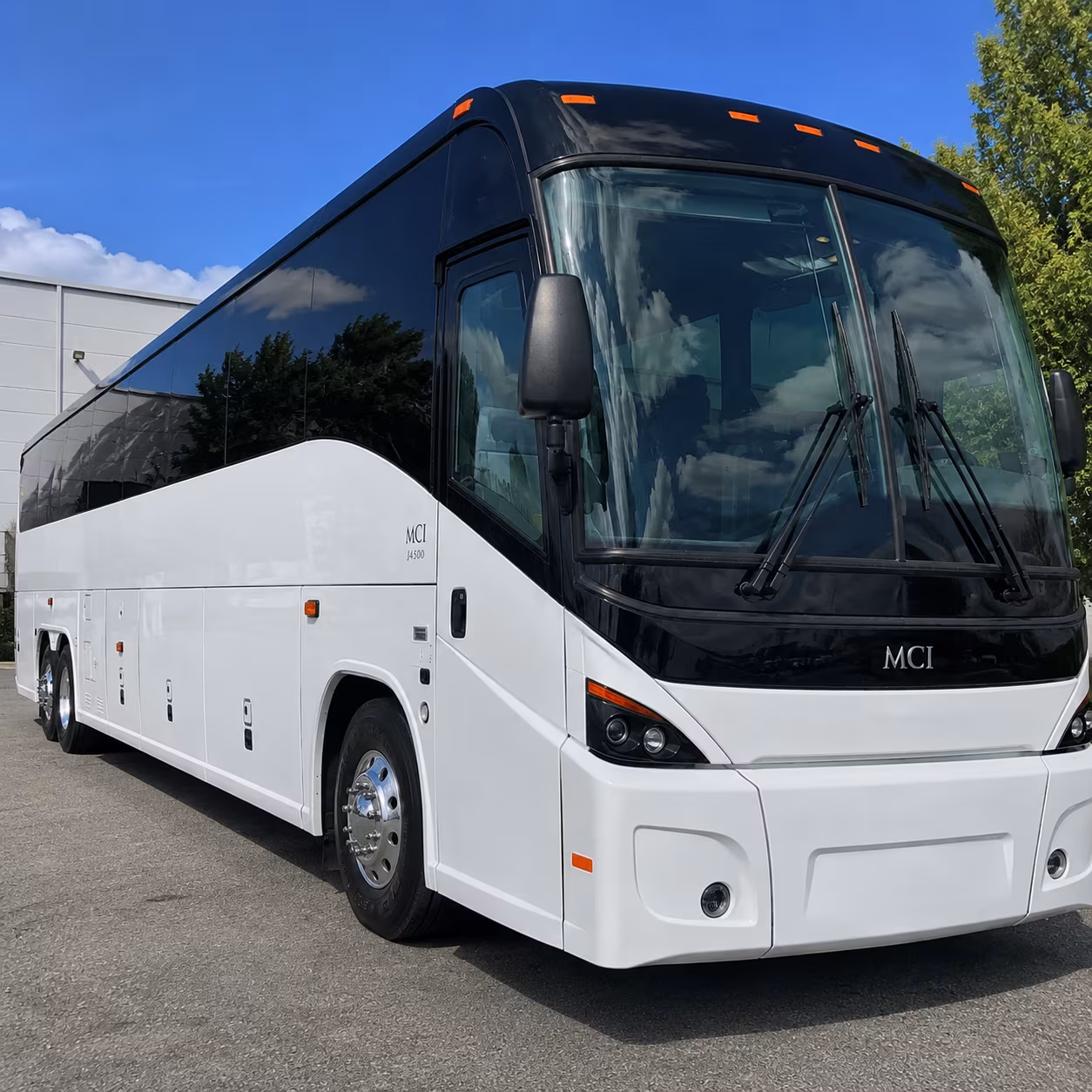 nashville charter bus